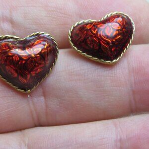 18k Enamel Heart Vintage Earring